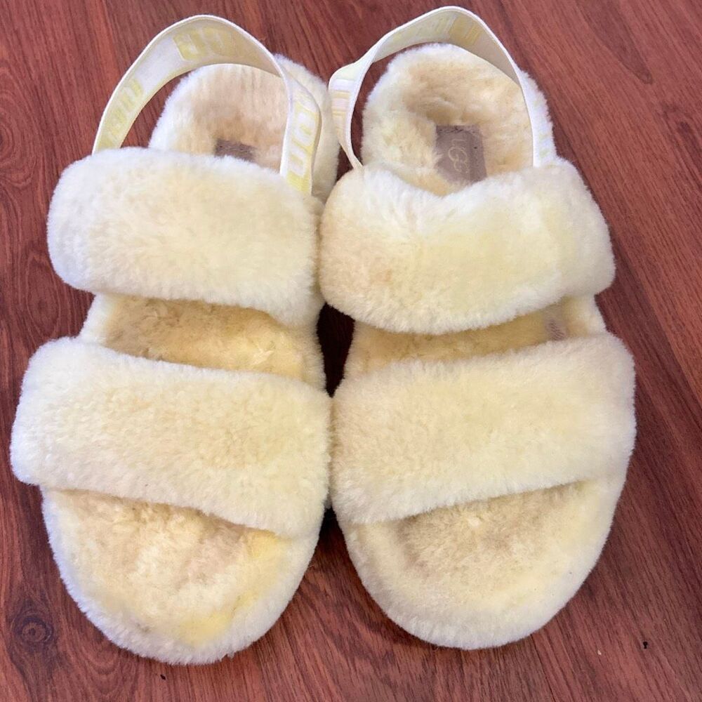 Ugg yellow oh yeah slides slippers size 7 sherpa